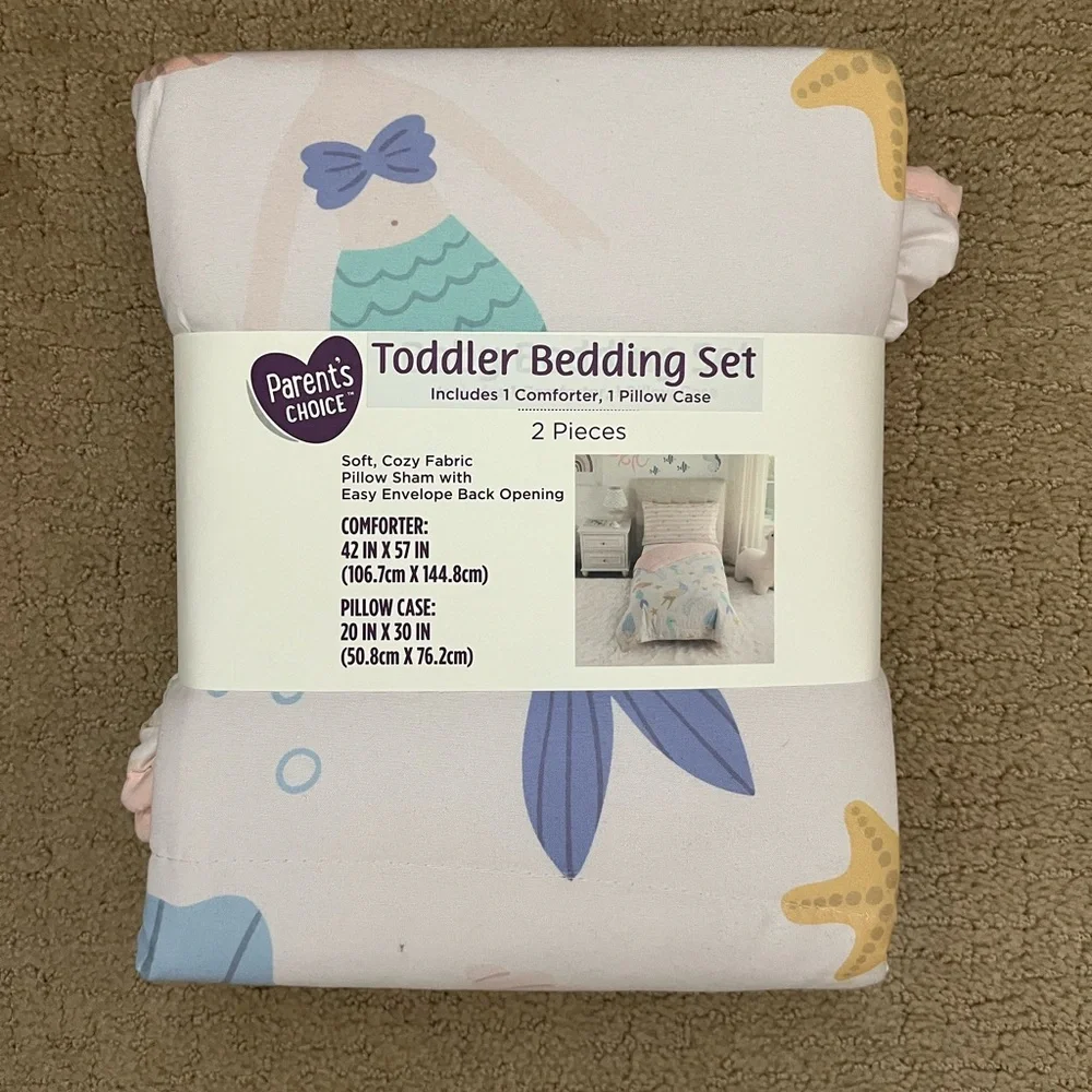 NWT Toddler Bed Set